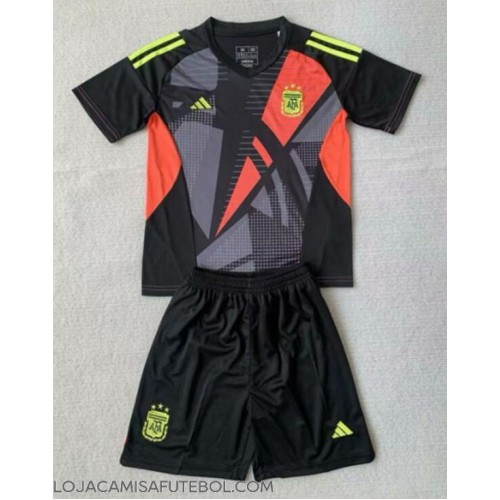 Camisa de Futebol Argentina Goleiro Equipamento Principal Infantil Copa America 2024 Manga Curta (+ Calças curtas)